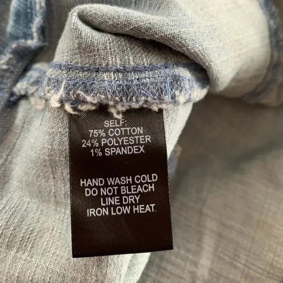 Lulus Light Wash Denim Tulip Button Fly Y2K Inspired Skirt Size Small - Picture 5 of 8